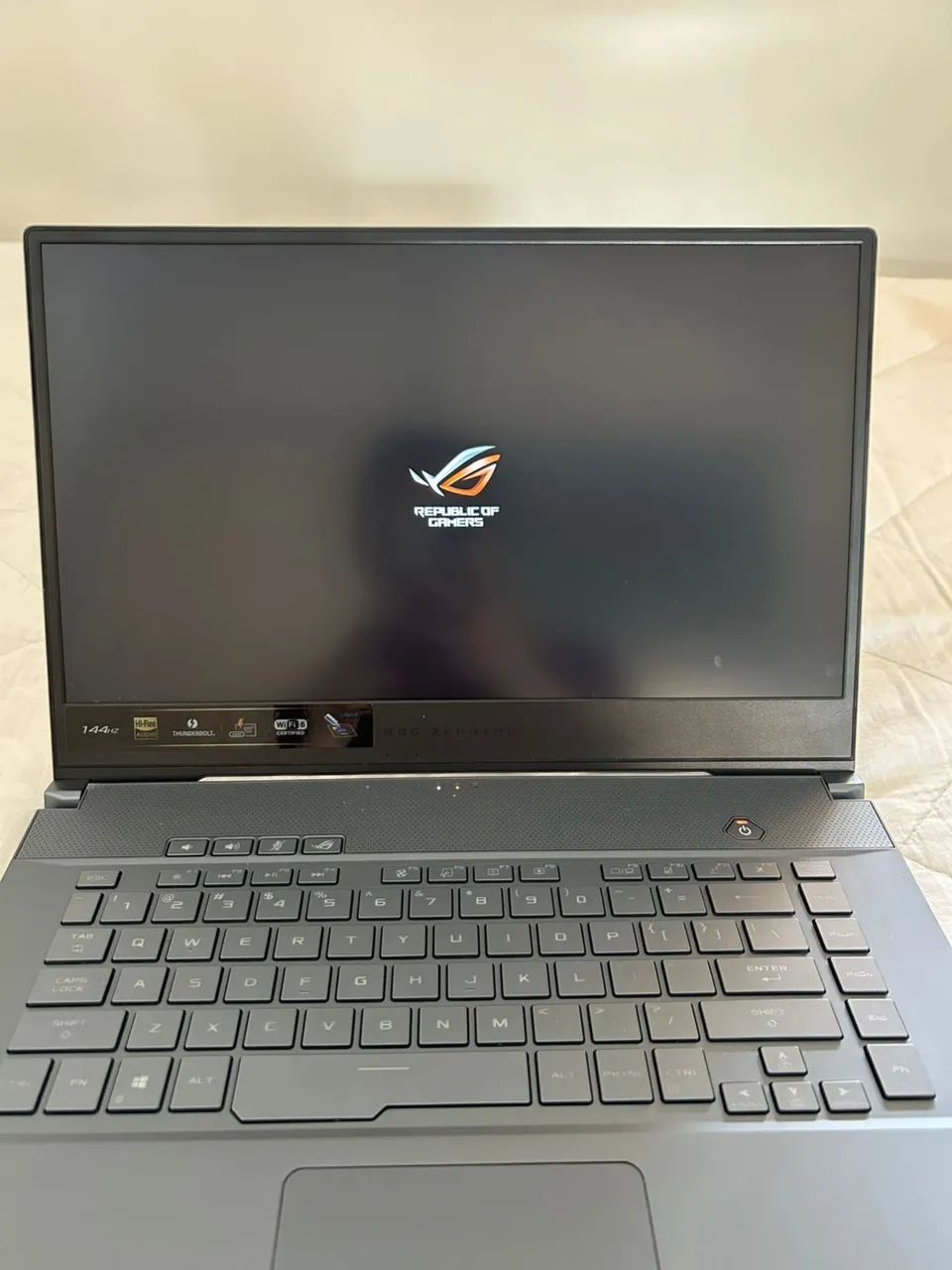 VENDO ASUS ROG ZEPHYRUS PREMIUM