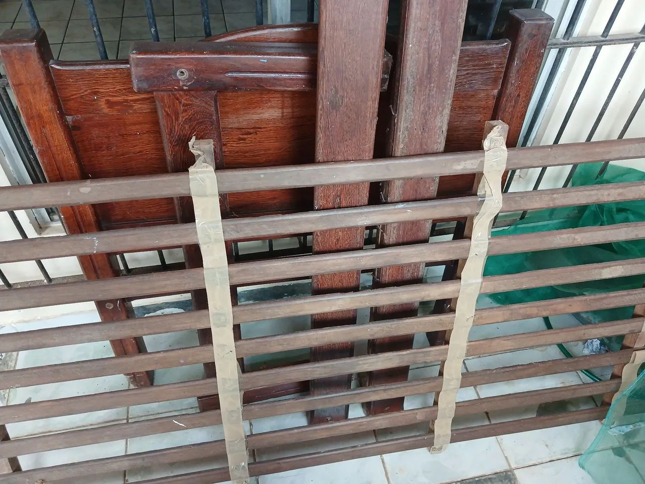 Vende-se cama de solteiro  - Foto 2
