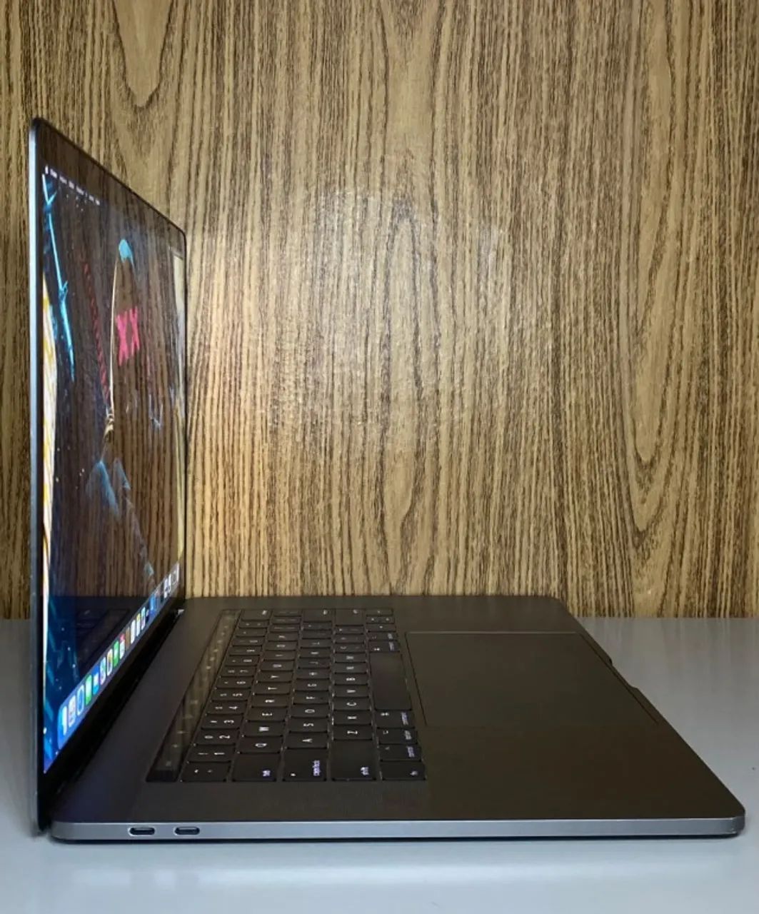 MacBook Pro A1707 i7 16GB 2TB SSD | GPU Dedicada | Bateria Normal | Sem Defeitos - Foto 3