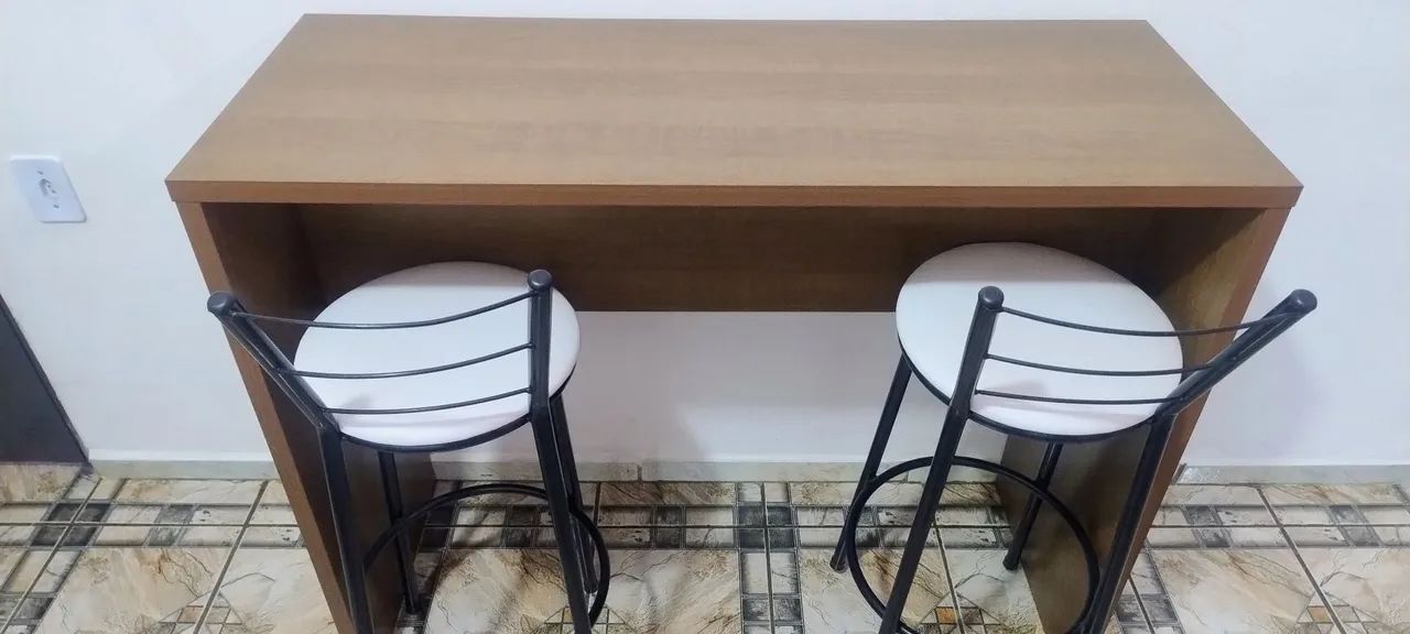 Bancada com 2 banquetas  - Foto 3