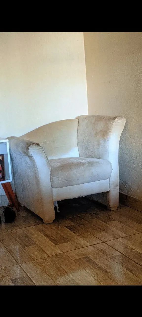 Vendo 2 poltronas 