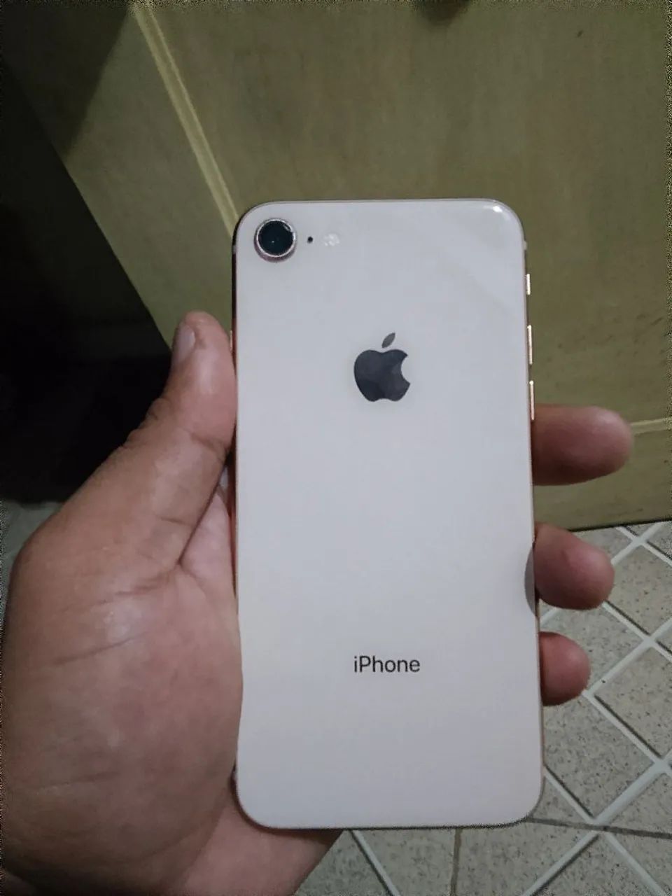 iPhone 8 64g - Foto 2