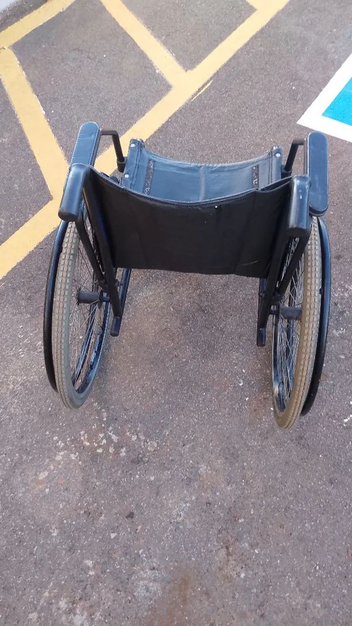 Cadeira de rodas  - Foto 4