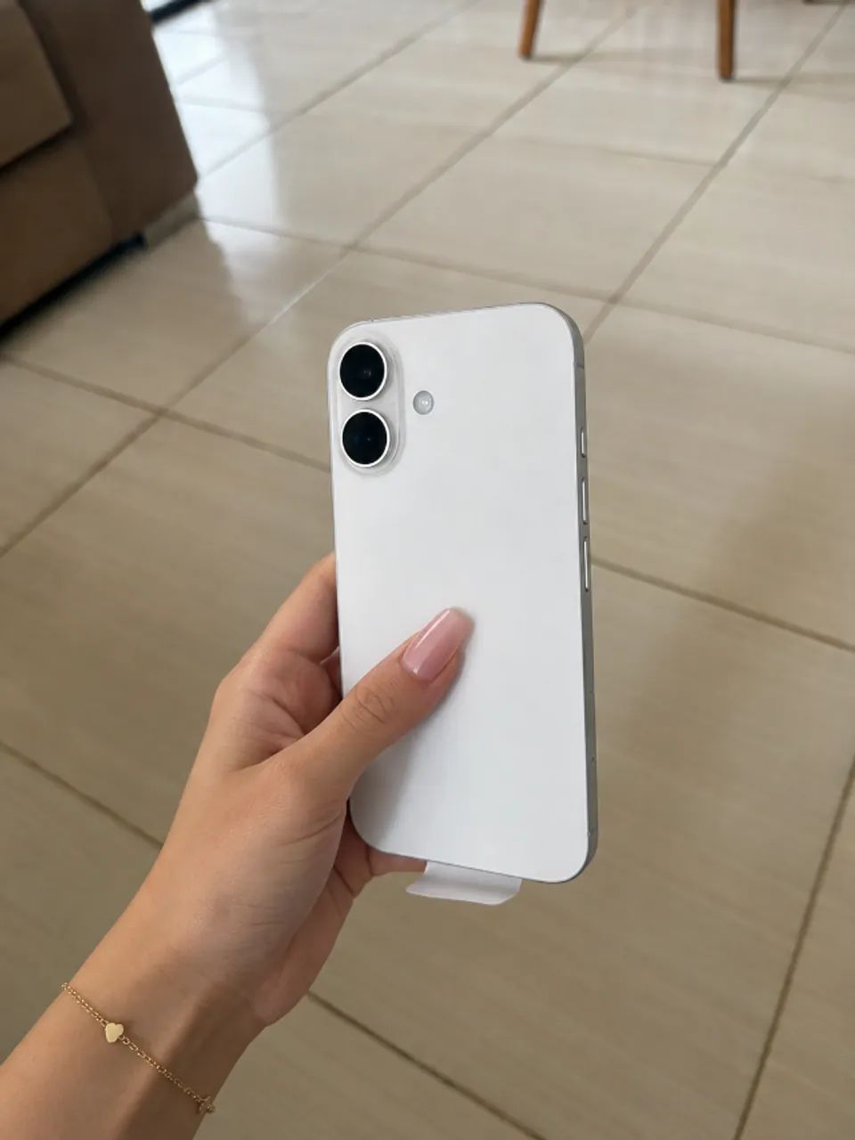 iPhone 16  - Foto 2