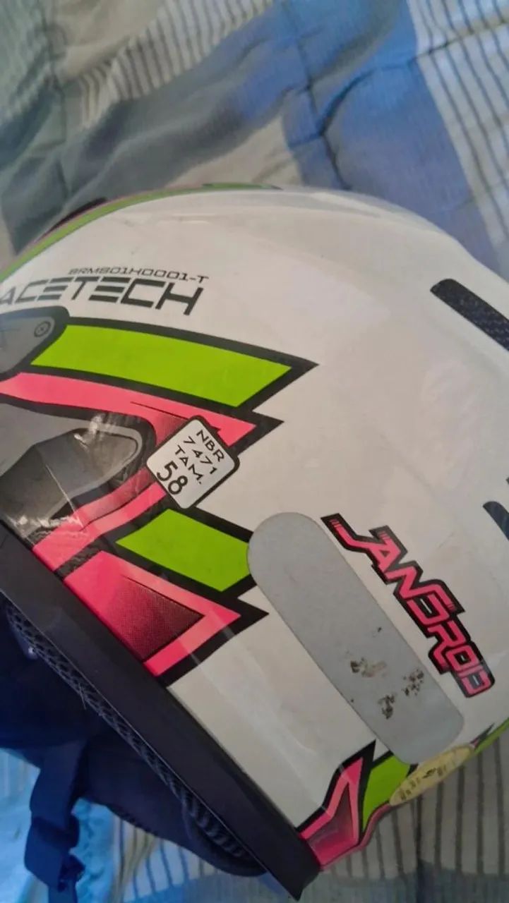 Capacete top com câmera e fone  - Foto 2