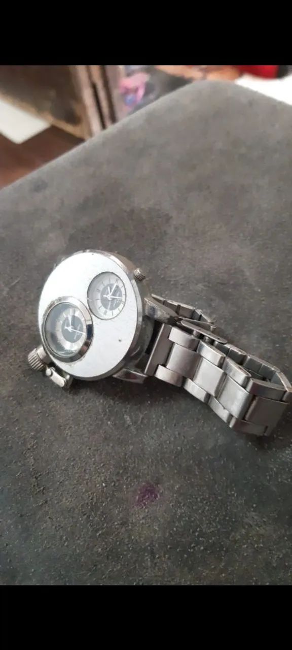 Vendo relógio