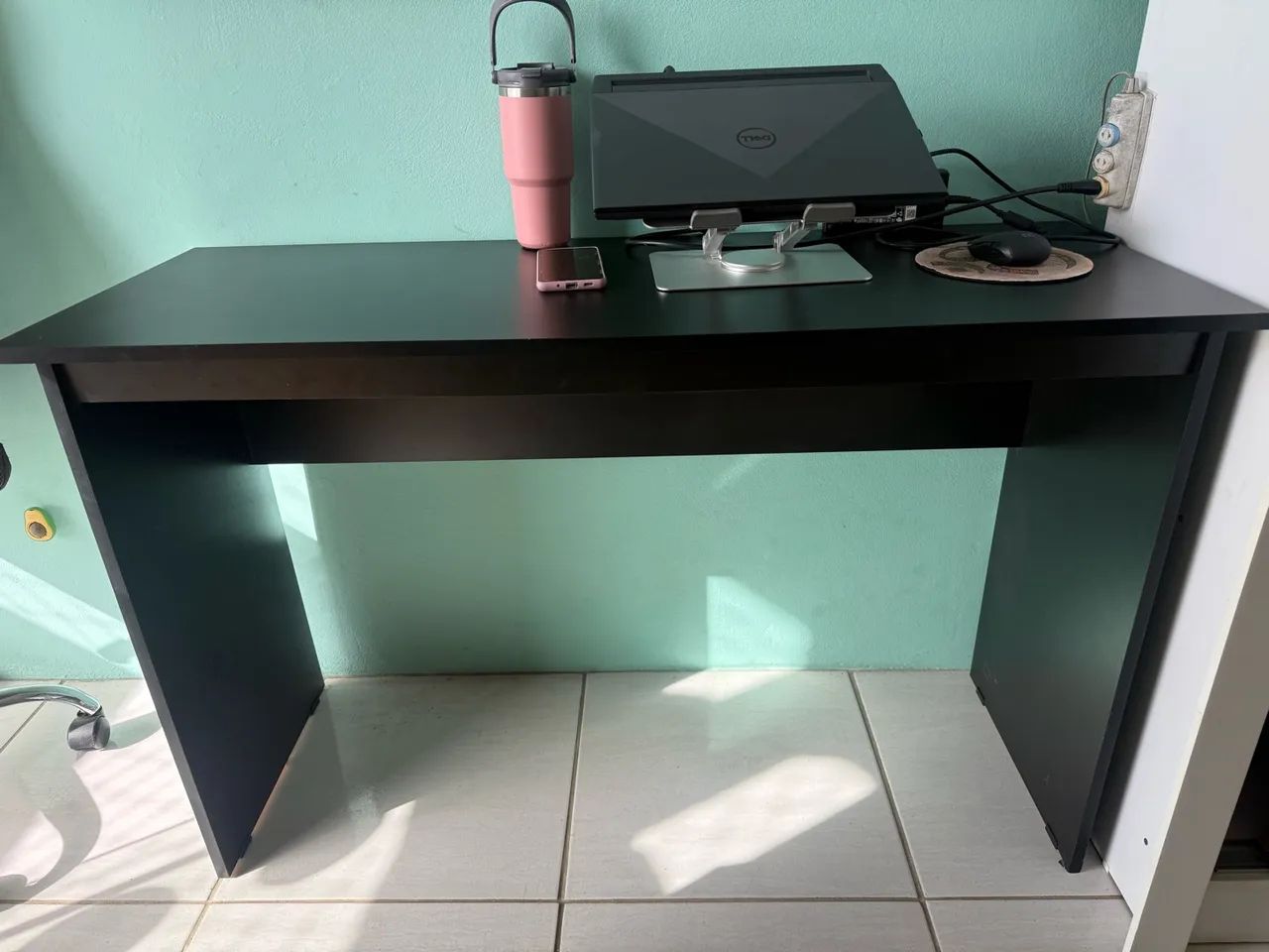 Mesa escritório escrivaninha preta MDP