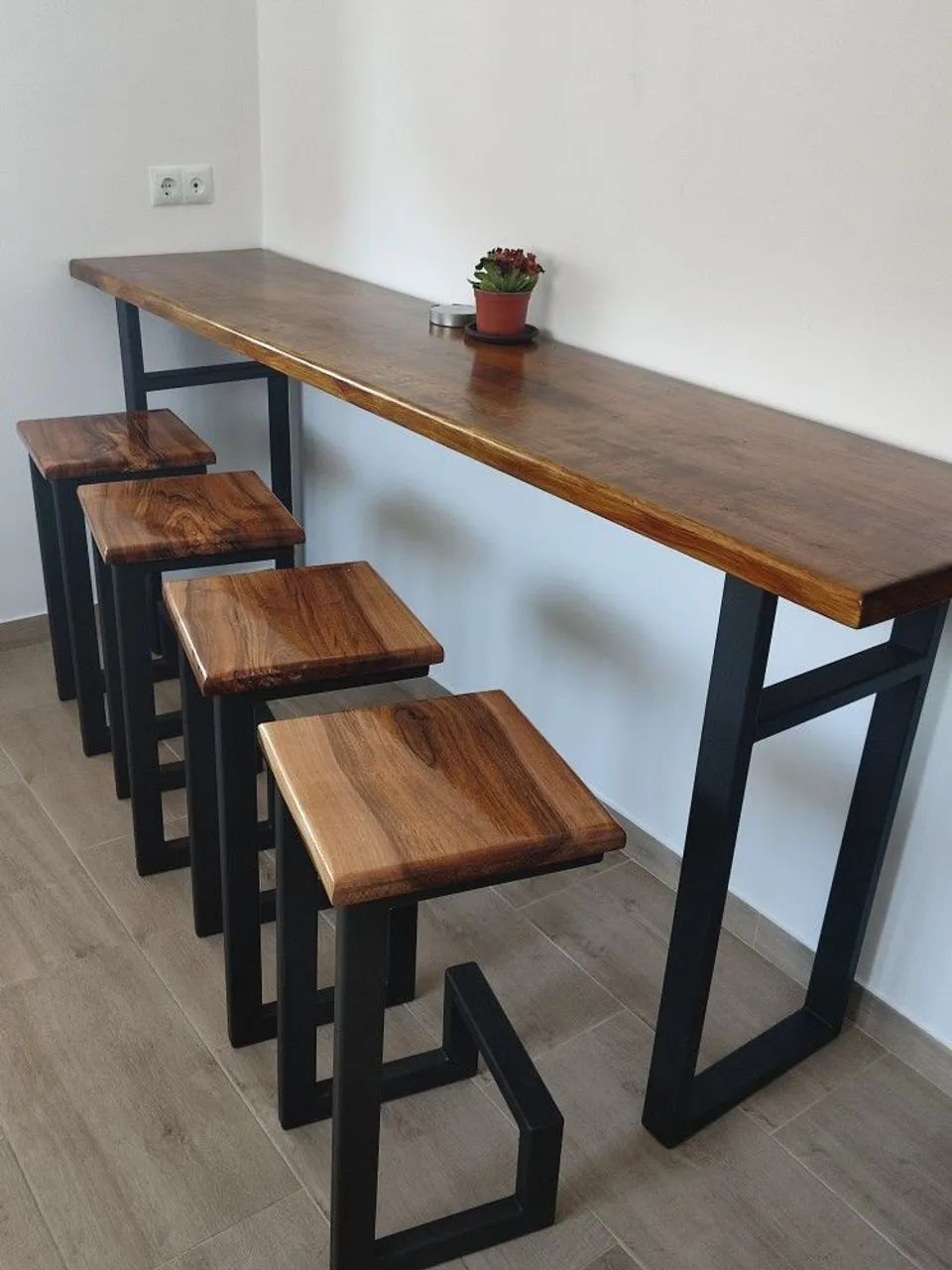 Móveis em estilo industrial  - Foto 4