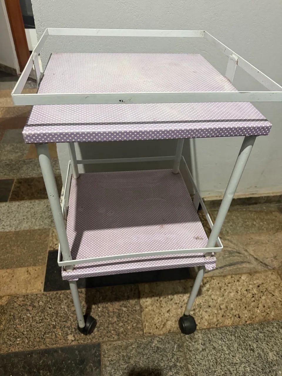 Carrinho auxiliar 