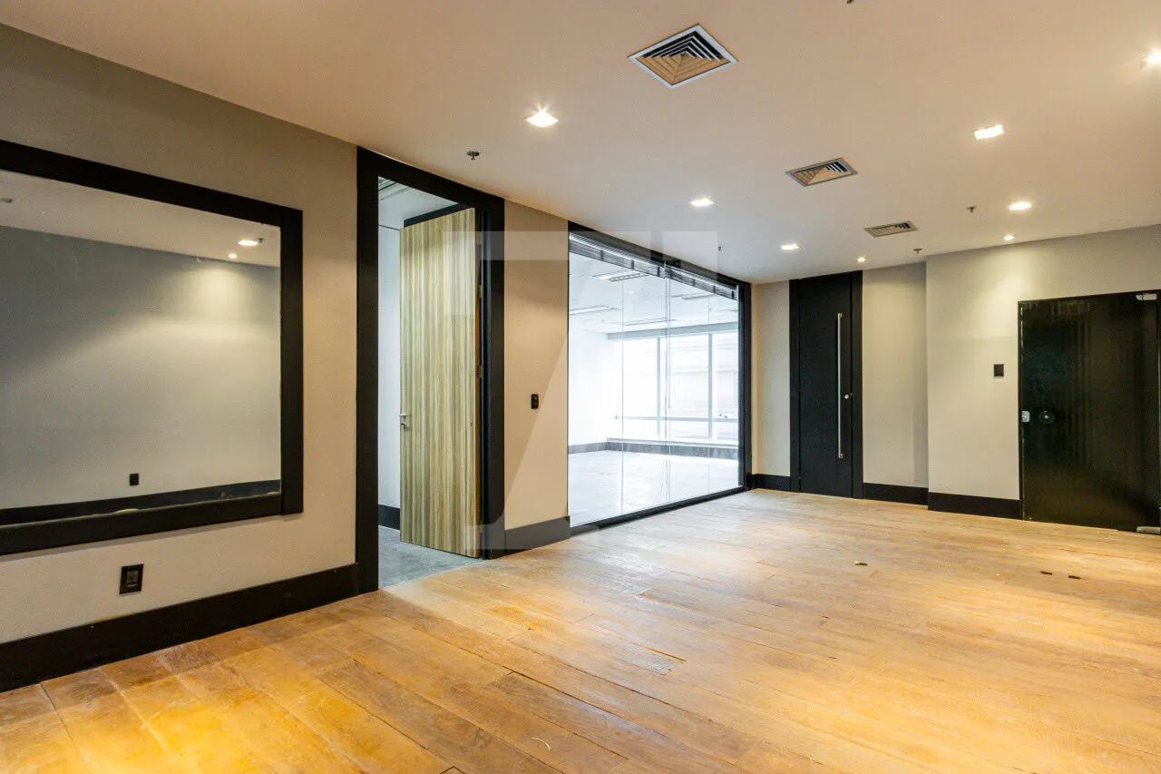 Conjunto Comercial com 660 m² em prédio moderno na Berrini - Foto 2