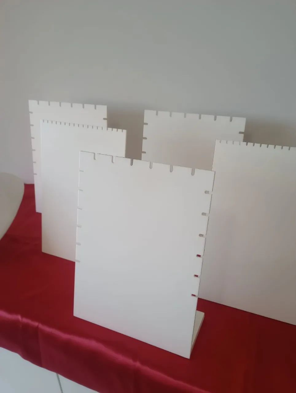 Expositor e busto para colar - Foto 4