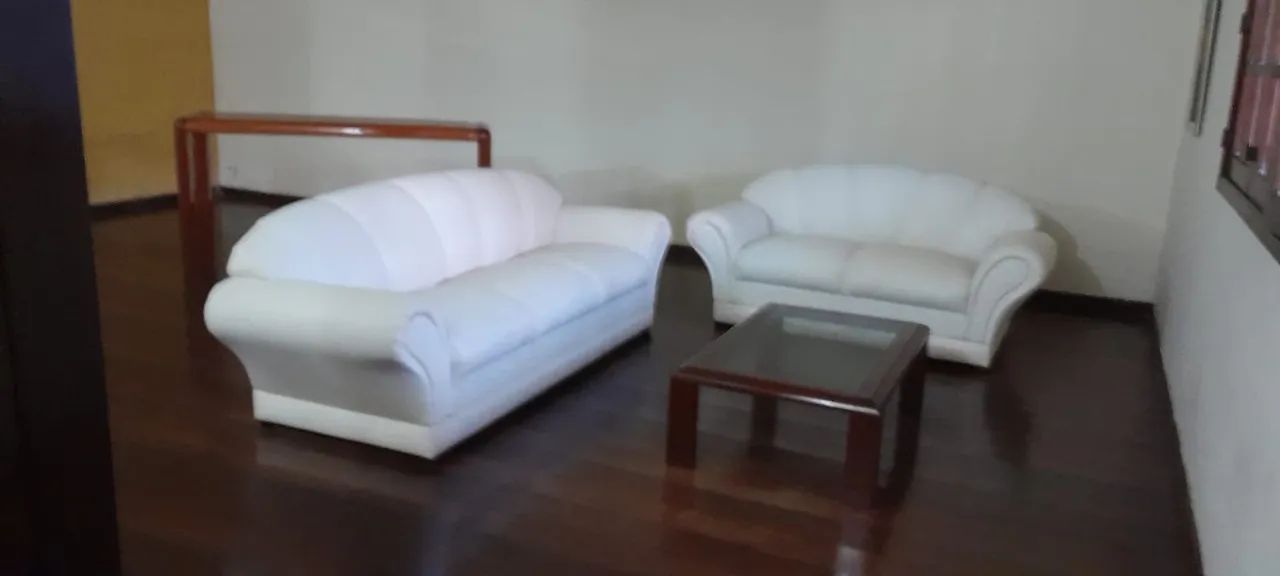 Sofá clássico anos 90  800 reais65570217057794121