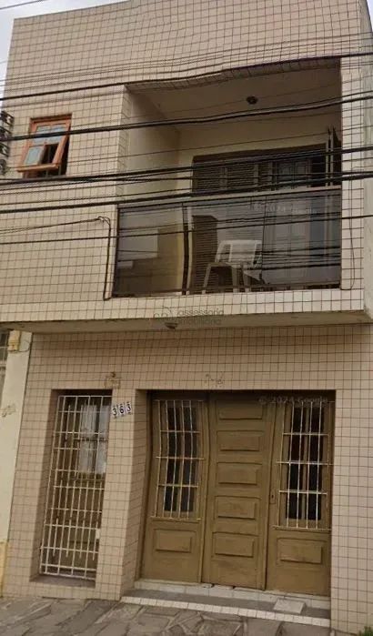 Casa 2 dormitórios para alugar Centro Rio Grande/RS