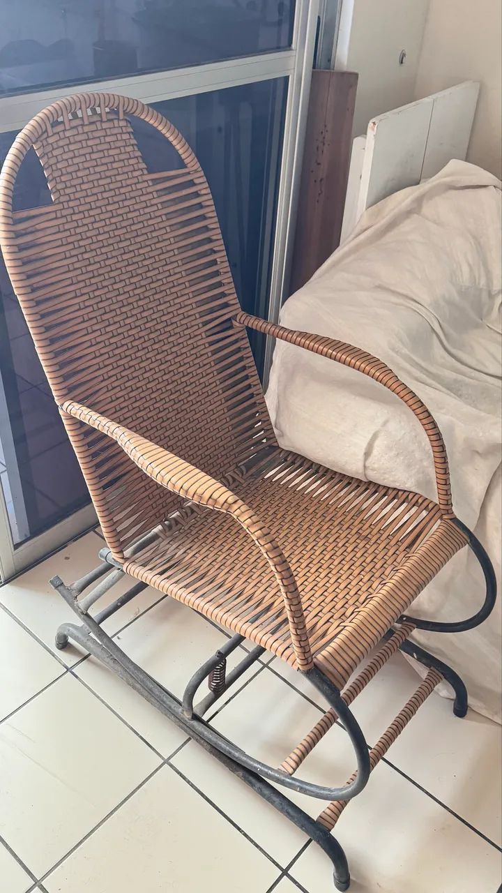 VENDO CADEIRA DE BALANÇO  - Foto 2