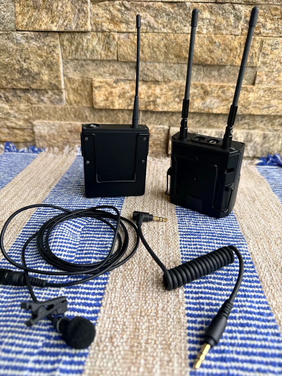 Microfone Lapela Sony B40 + URXP40 - Foto 4