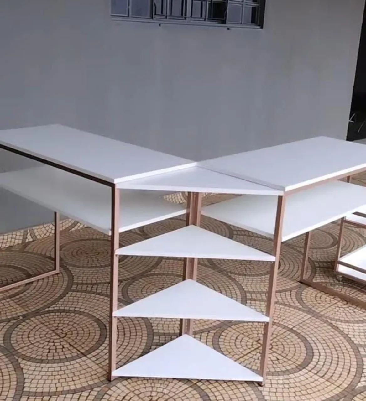 Mesa de manicure em l