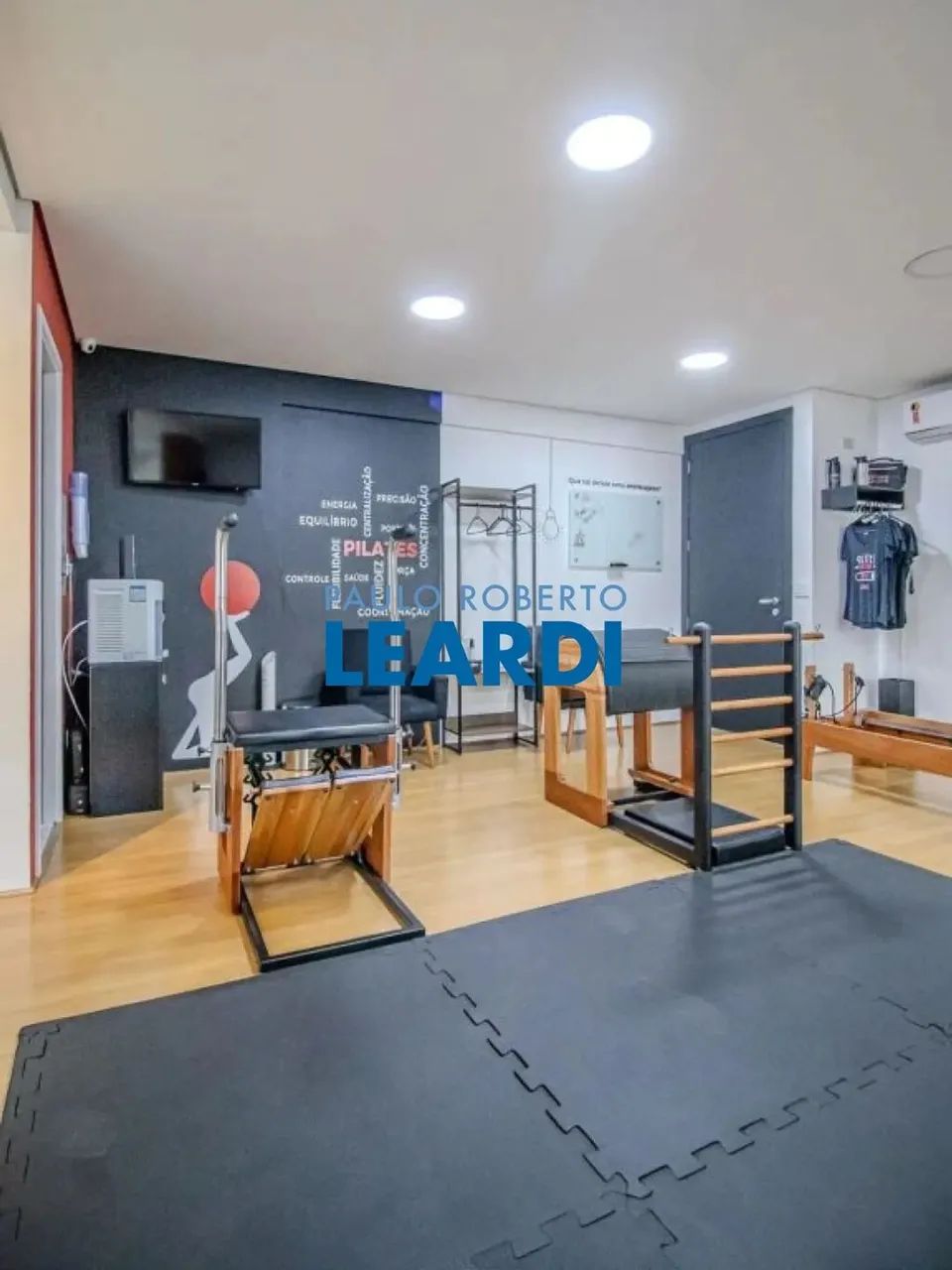 CONJ. COMERCIAL - PERDIZES - SP