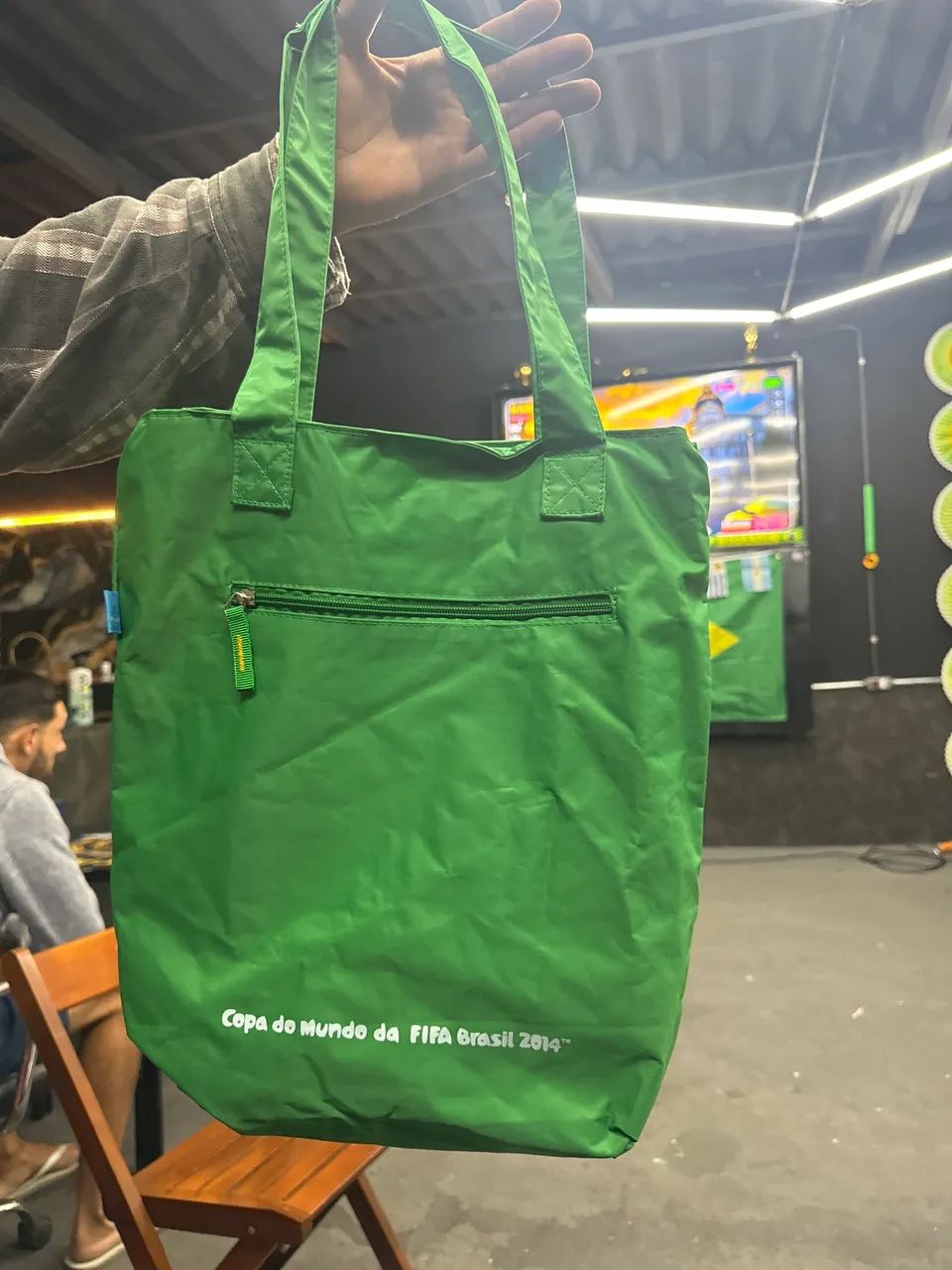 Bolsa térmica Copa 2014 nova sem uso - Foto 2