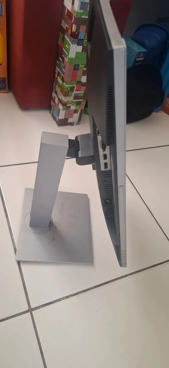 Monitor HP E233  - Foto 3