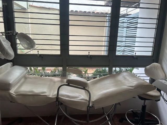 Móveis e aparelhos sala de estética - Foto 4