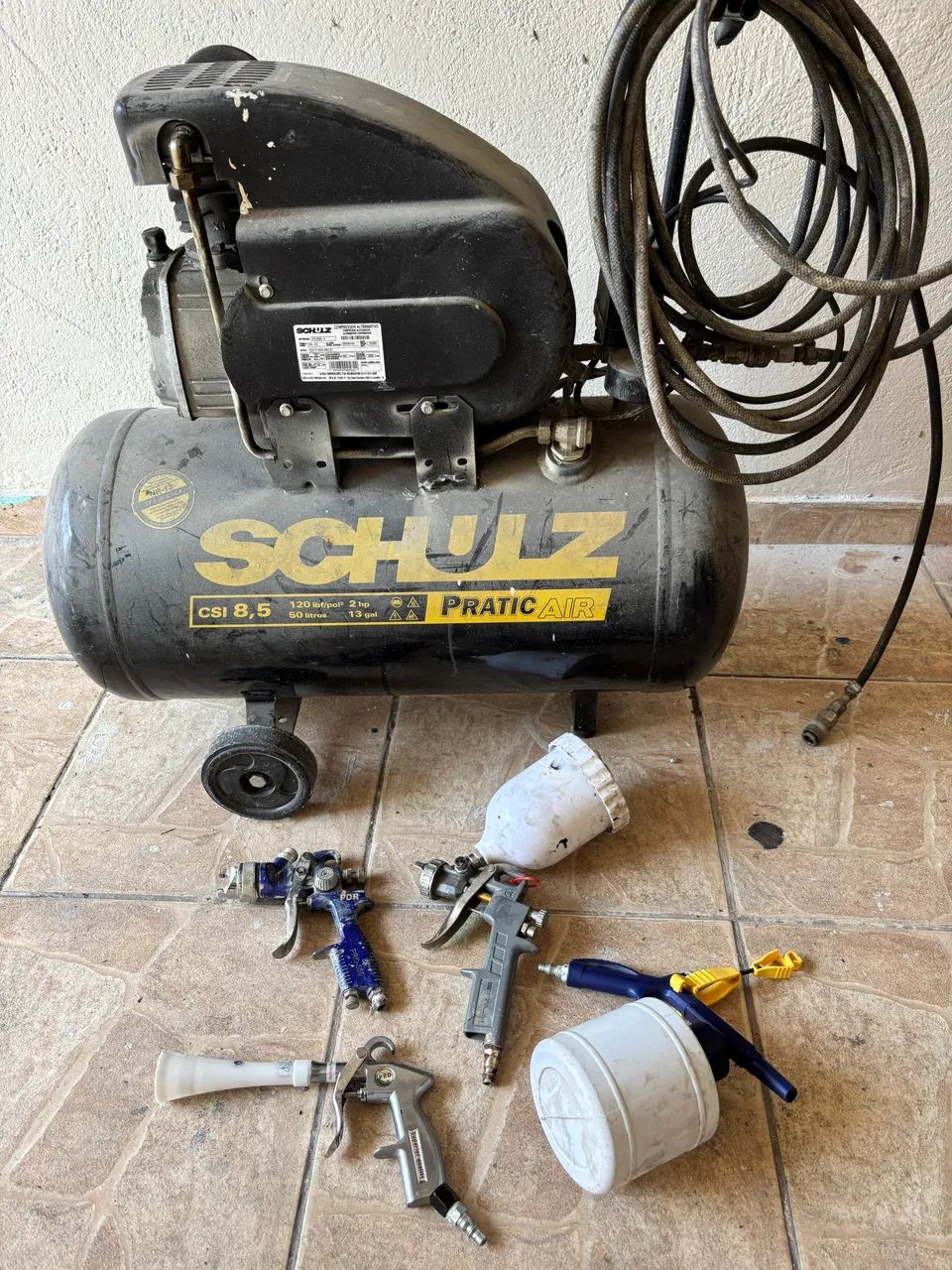 Compressor de ar 50lt + acessórios excelente estado funcionando perfeitamente  - Foto 2