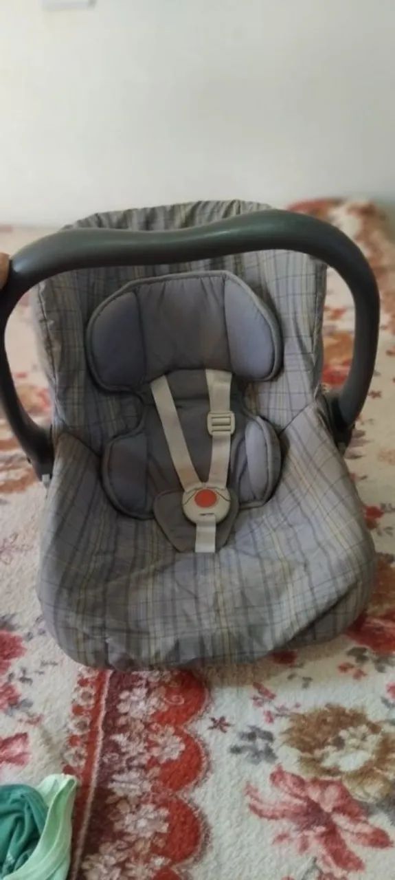 VENDO BEBE CONFORTO E BANHEIRO COMPLETA  - Foto 2