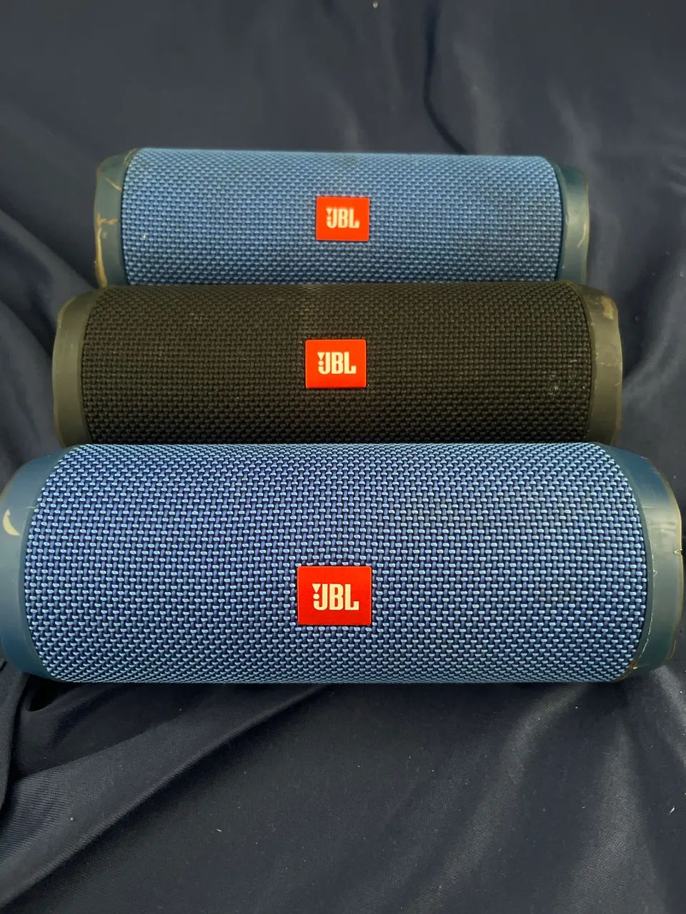 JBL Flip 4 R$ 300 cada