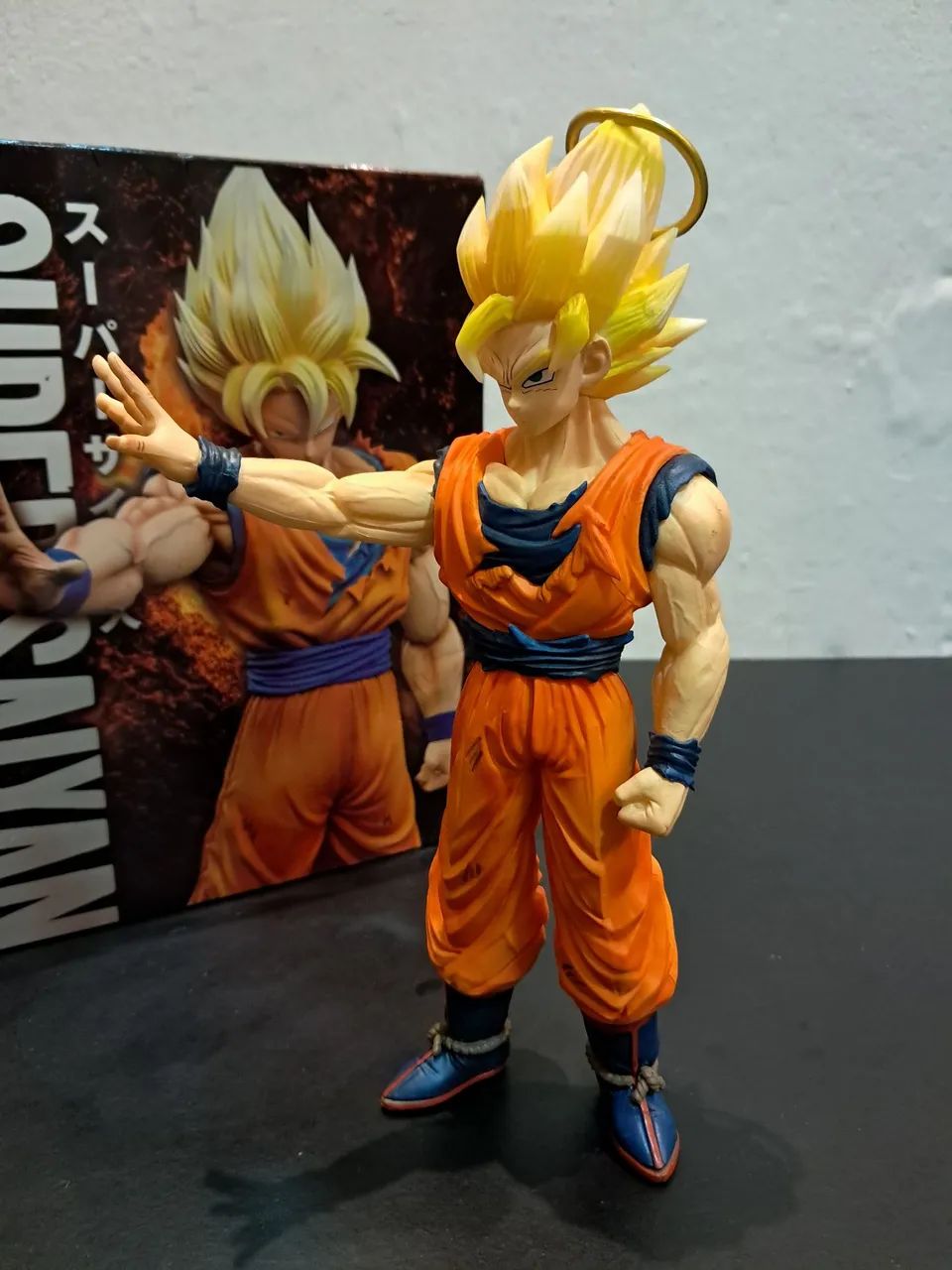 Action Figure Dragon Ball Z - Goku SSJ 24cm - Foto 2