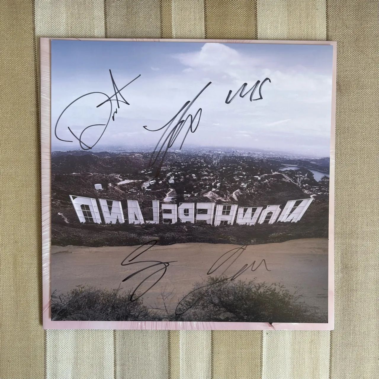 KATSEYE - WILD Precious Jade ( LP Autografado ) - Foto 2