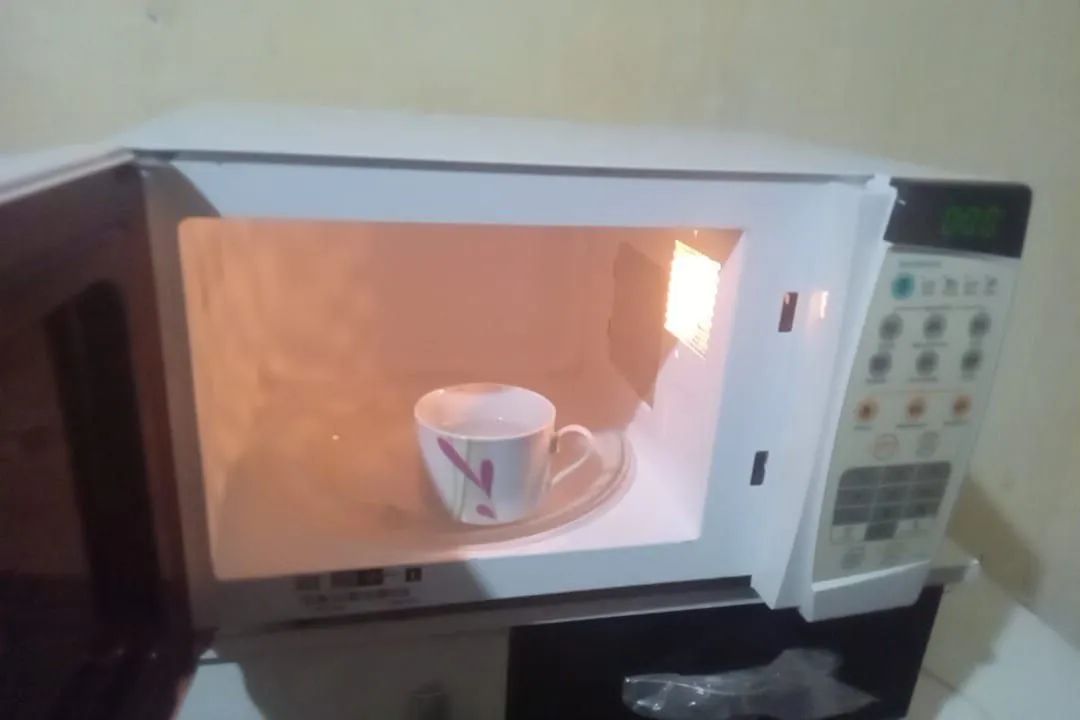 Microondas 21 litros  - Foto 3