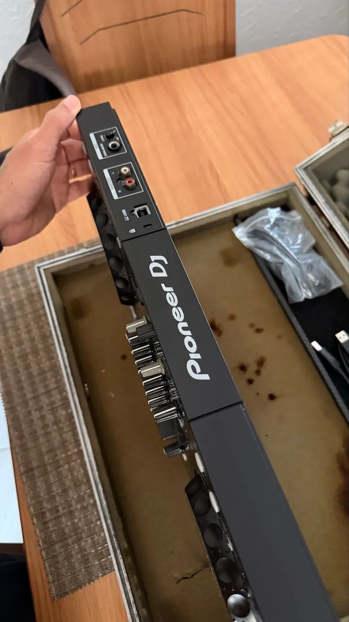 DDJ 400 - PIONNER + MALETA CASE  - Foto 5