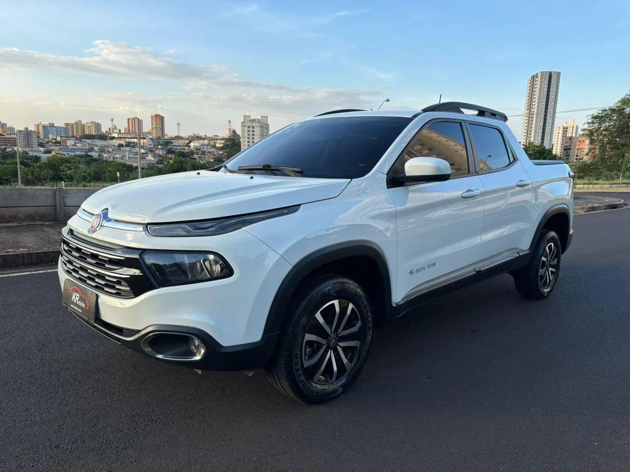 Fiat Toro Toro Opening Ed. Plus 1.8 16V Flex Aut. 2017