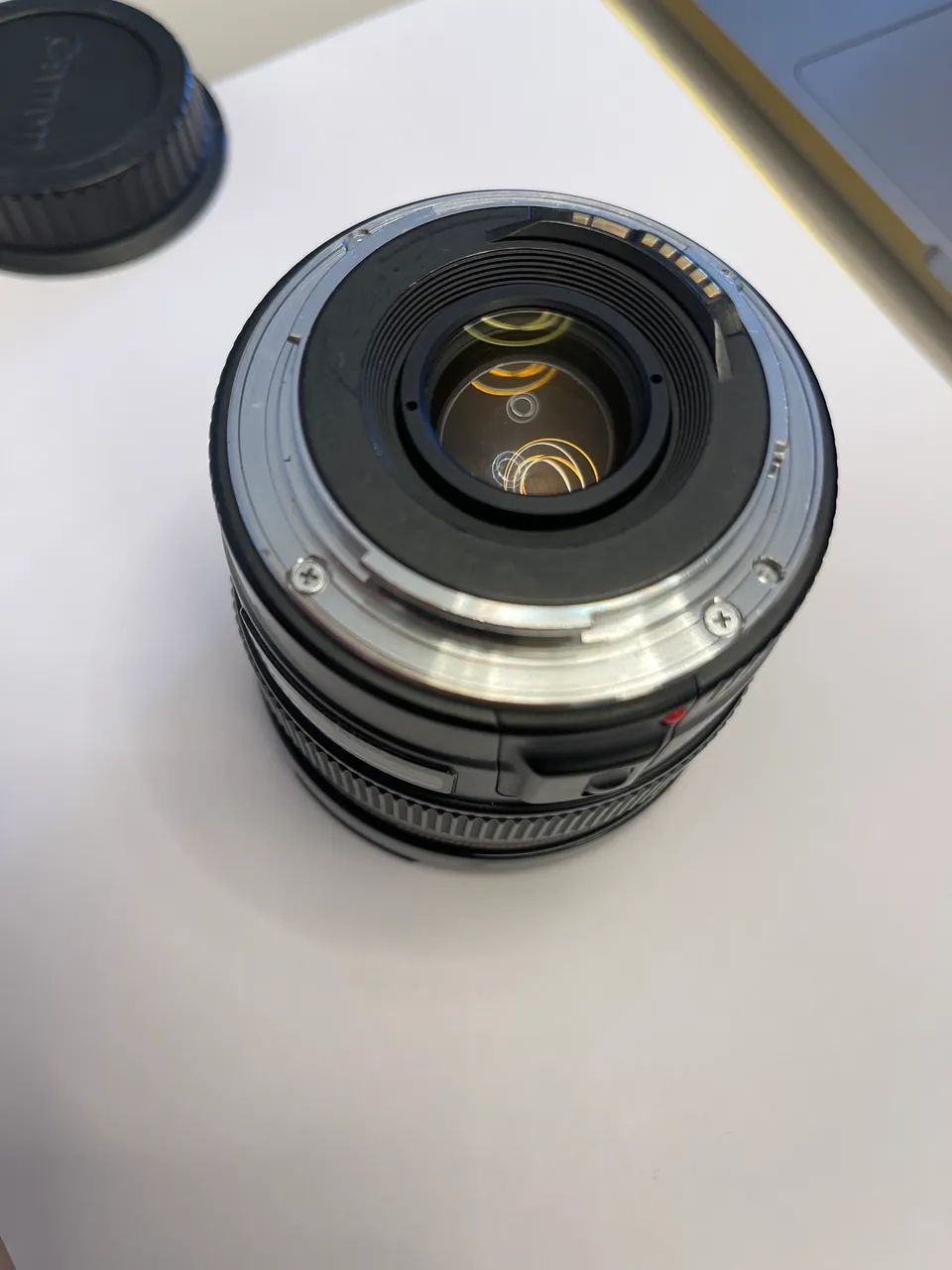Lente Cânon - 20mm 2.8 série ouro  - Foto 3