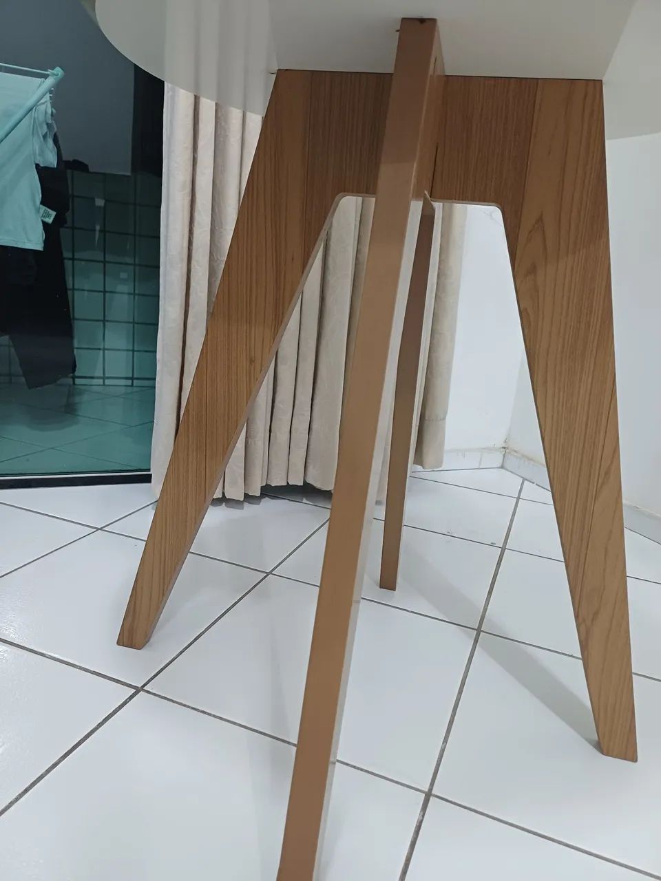 Mesa Com vasos  - Foto 3