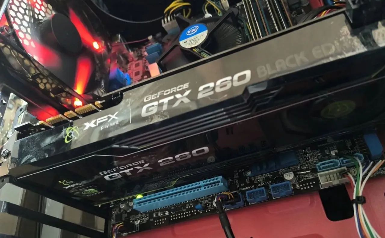Torro GTX Placa de vídeo Funcionando Perfeitamente 