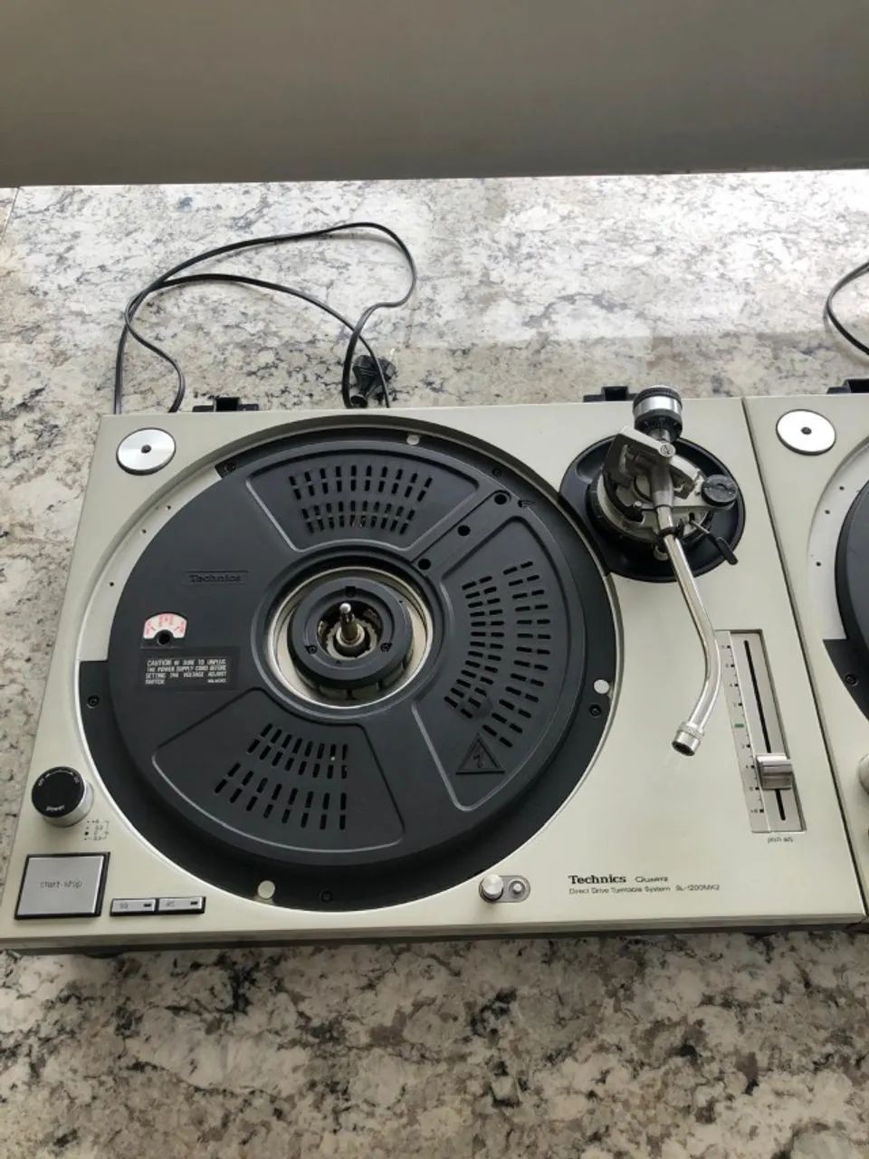 Technics SL1200  MK2 (Par) - Foto 4