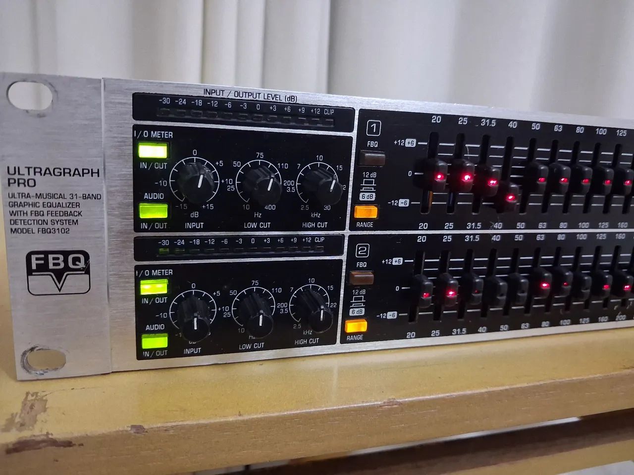 Equalizador Behringer FBQ3102  - Foto 3