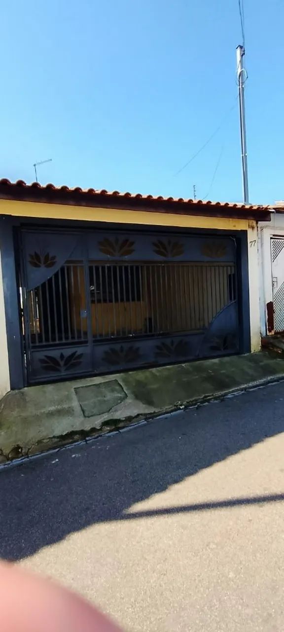 Vendo ou troco casa por chácara 