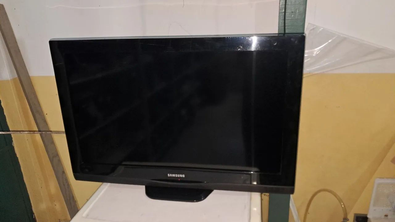 TV Samsung 32pol , lcd. - Foto 5