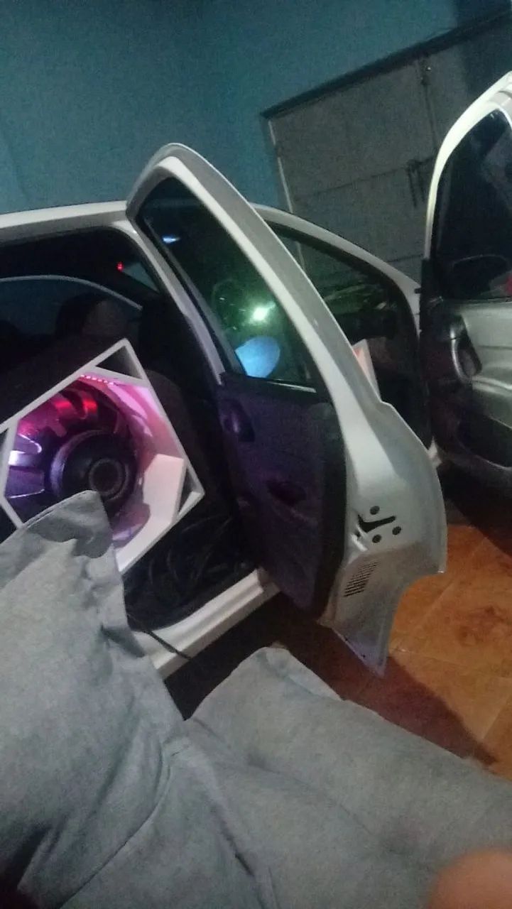 Vendo boca de 18 3k eros KD original nova em bom estado de conservação  - Foto 2
