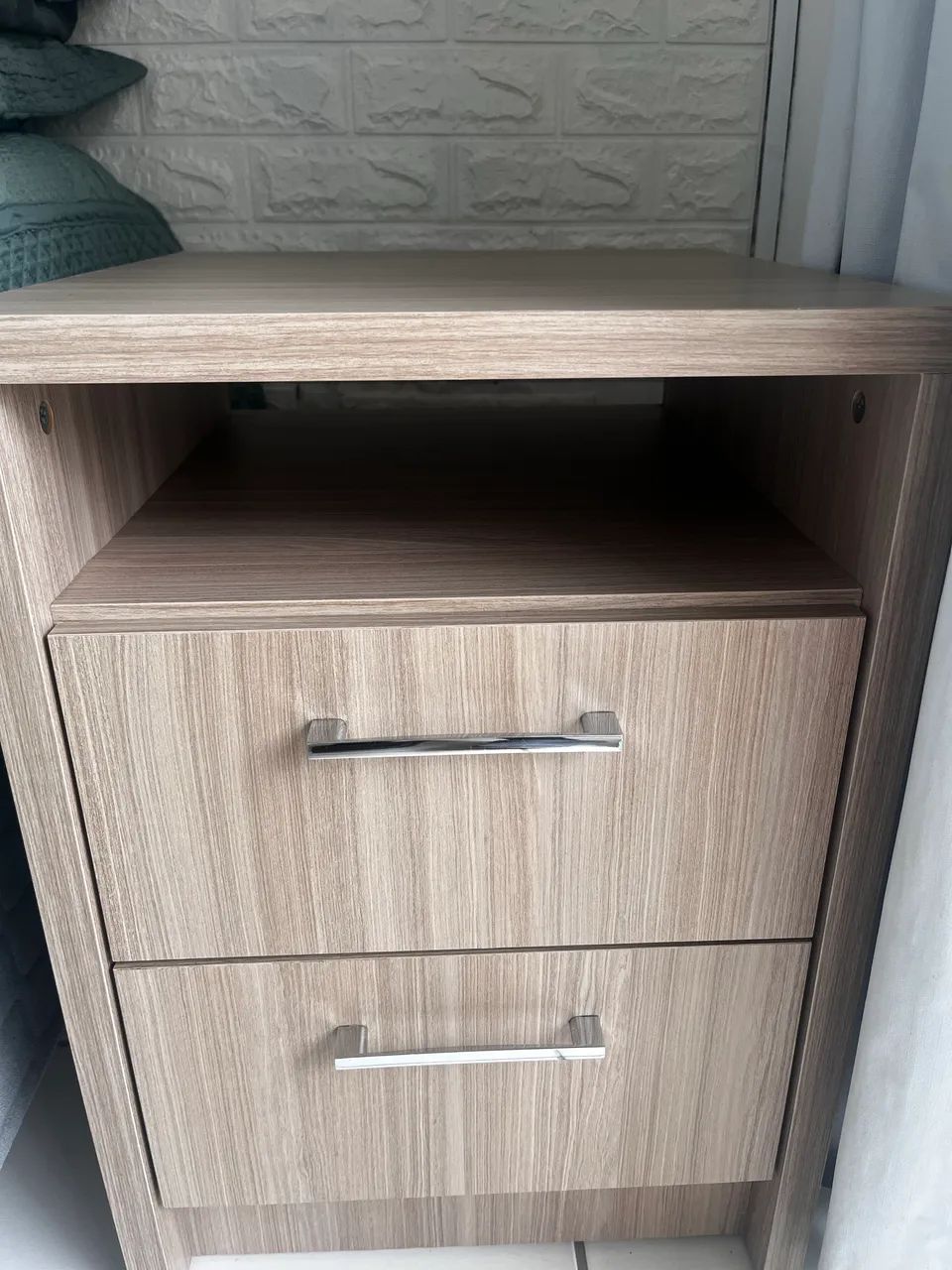 Mesa de cabeceira 