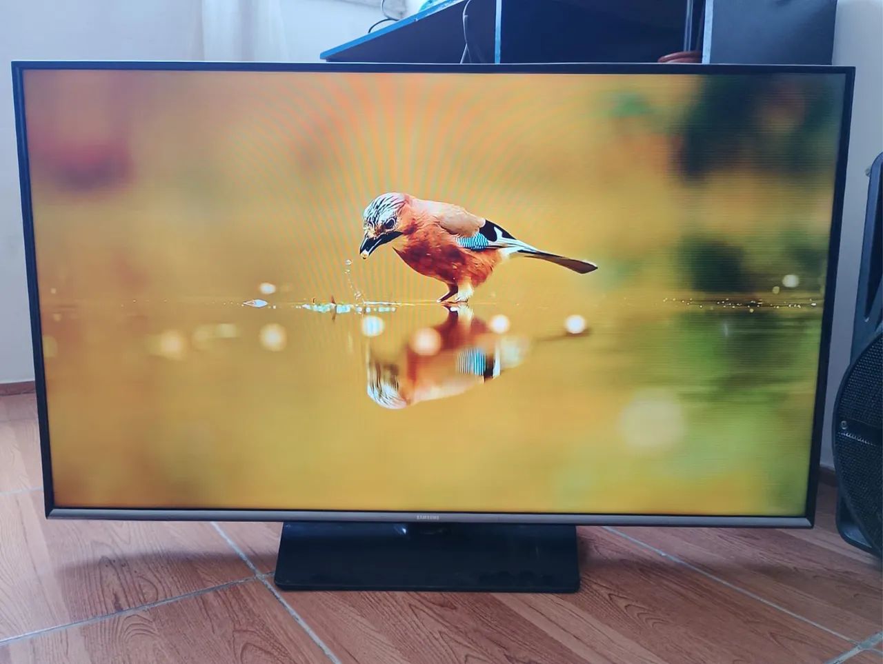 Tv Samsung smart 43 polegadas muito nova imagem perfeita  - Foto 2