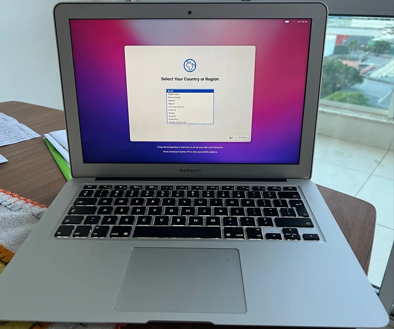 Apple Macbook Air 13 2017  8gb