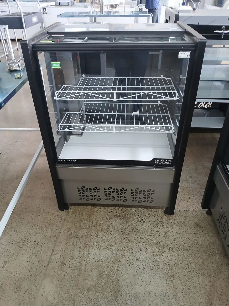 VITRINE  REFRIGERADA CONFEITARIA 0,80M POLAR 