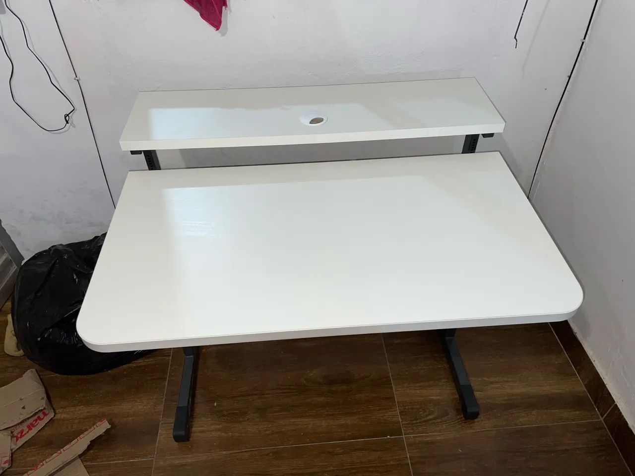 Vendo mesa e cadeira para escritório  - Foto 5