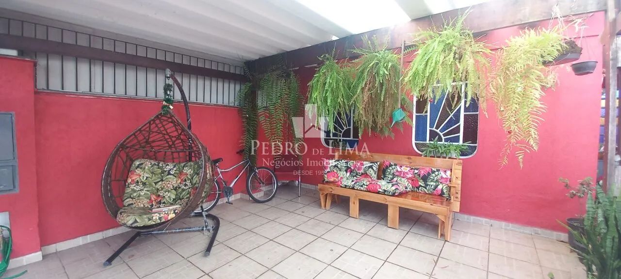 Sobrado de esquina em Vila Carrão.