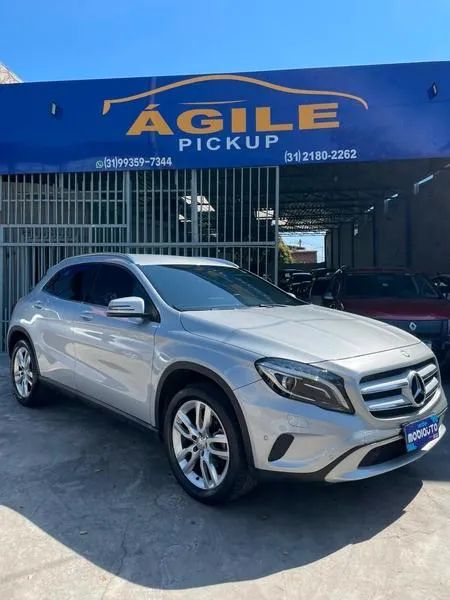 Mercedes-Benz GLA 200 Vision 1.6/1.6 TB 16V Flex Aut. 2016
