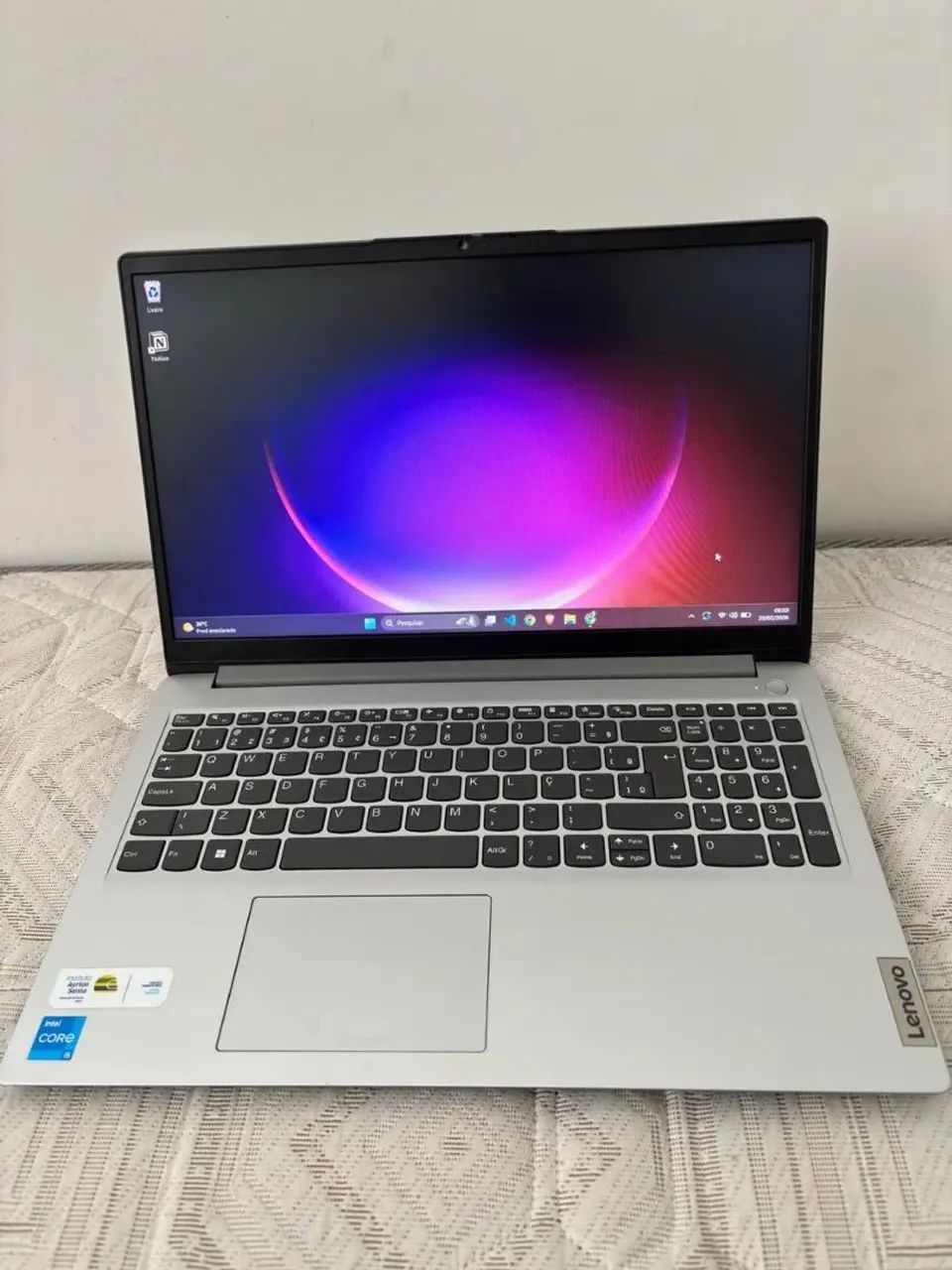 Notebook Lenovo 15.6 8ram ssd 256gb Processador i3 com garantia