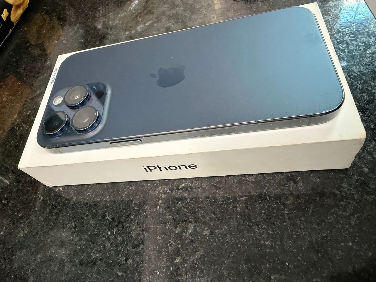 iPhone 15pro Max - Foto 4