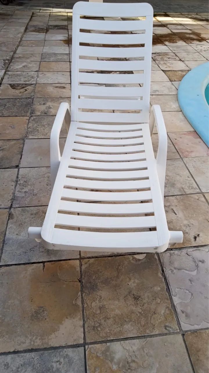 Cadeira de piscina 